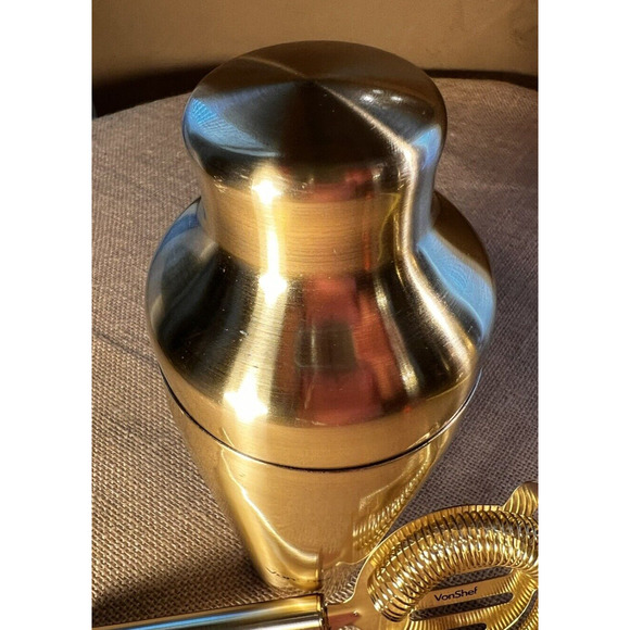 VonShef Brushed Gold Stainless Steel Cocktail Shaker and Strainer - Picture 3 of 12